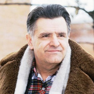 Фазиль Искандер. «Причина Бога» (стихи) (к 10-летней годовщине со дня смерти писателя)